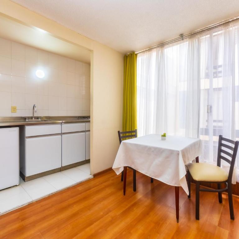 Capital O Hotel Suites Marne, Mexico City - Standard Two Single Beds - 4