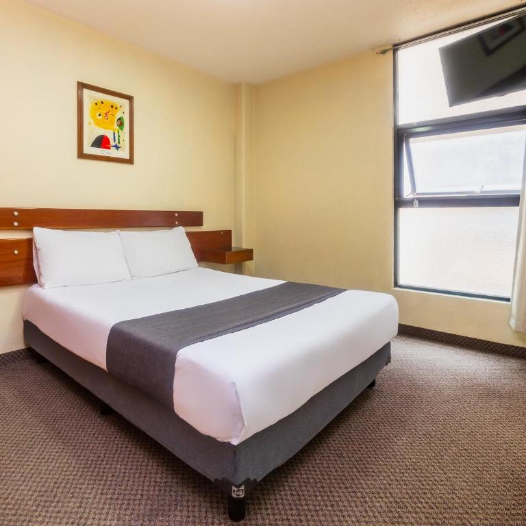 Capital O Hotel Suites Marne, Mexico City - Standard Triple - 1