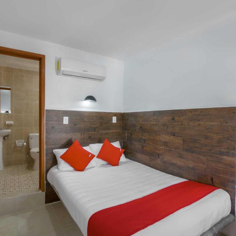 OYO Hotel Palma Real - Basic Single - 2