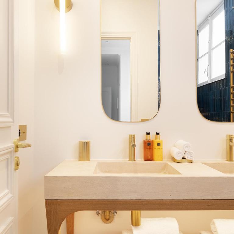 Pick A Flat's Apartments in Opéra- Rue Saint-George - Appartement 2 Chambres - 4