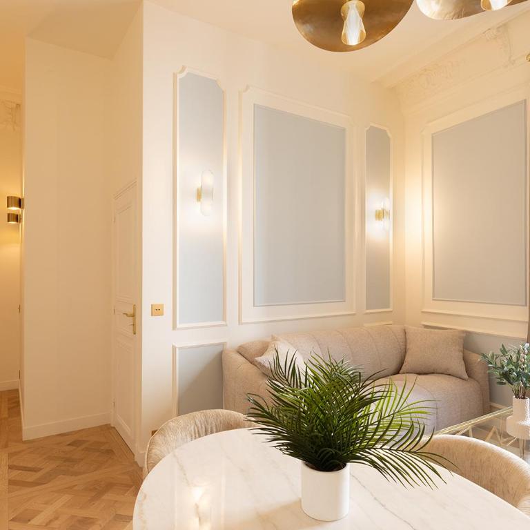 Pick A Flat's Apartments in Opéra- Rue Saint-George - Appartement 2 Chambres - 15