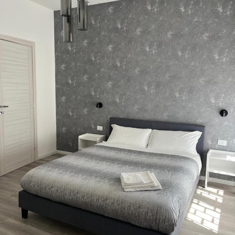 Tiburtina Urban Rooms - Camera Matrimoniale con Bagno Privato - 1