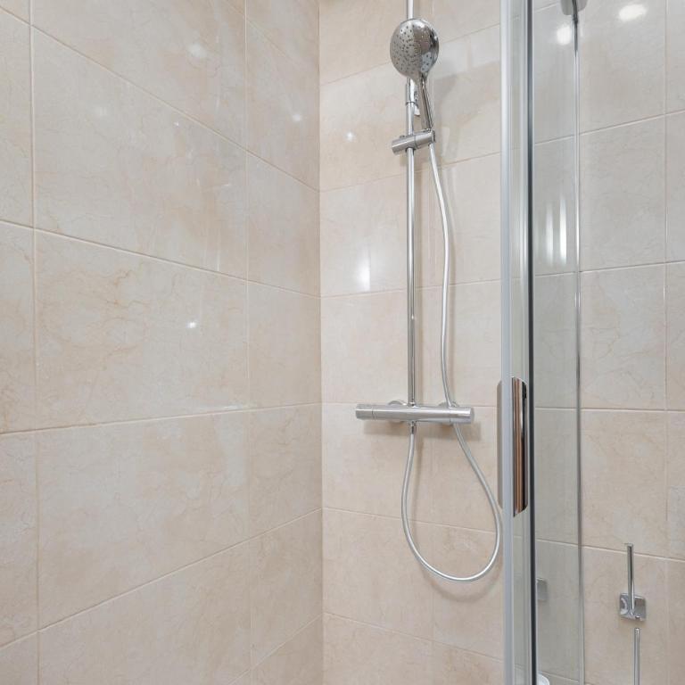 C41 - Modern & Comfy Flat City Center - Apartamento - 21