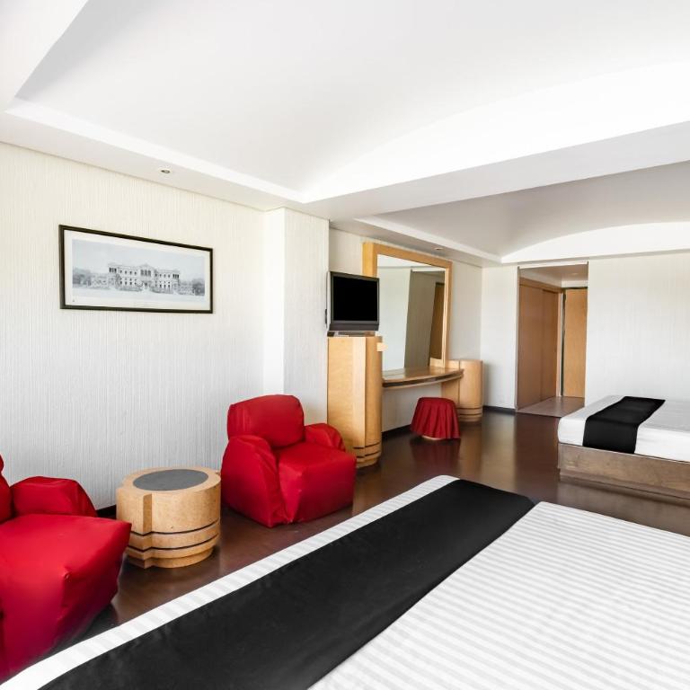 Capital O Andrade, Mexico City - Standard Two Beds - 4