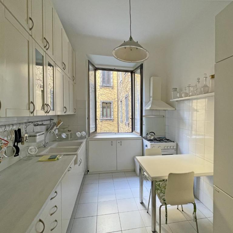 Splendido Quadrilocale Liberty in Porta Venezia - Appartamento con 3 Camere da Letto - 24