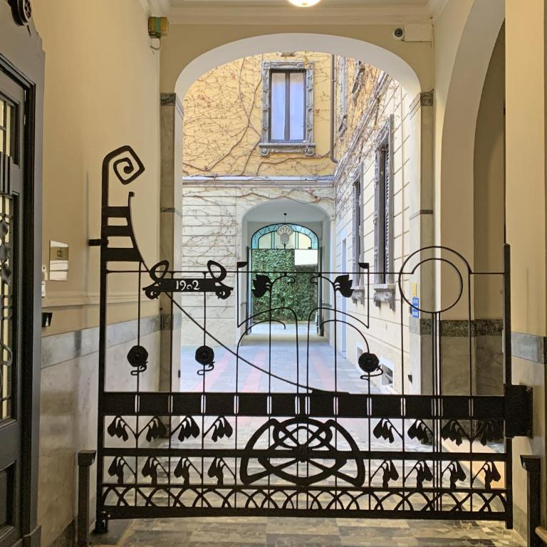 Splendido Quadrilocale Liberty in Porta Venezia - Appartamento con 3 Camere da Letto - 26