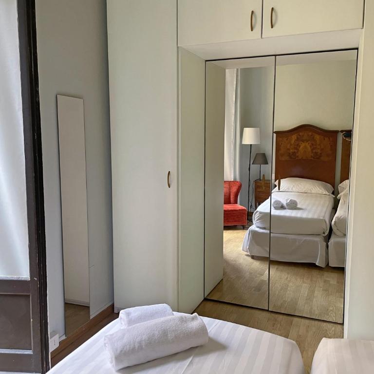 Splendido Quadrilocale Liberty in Porta Venezia - Appartamento con 3 Camere da Letto - 32