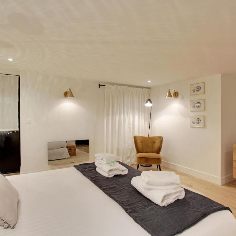 2 appartements en 1 - Superbe logement près du Louvre l 12P - Appartement - 31