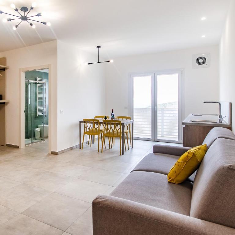 Coste Ponente Appartamenti Turistici - Large Double Room - 5