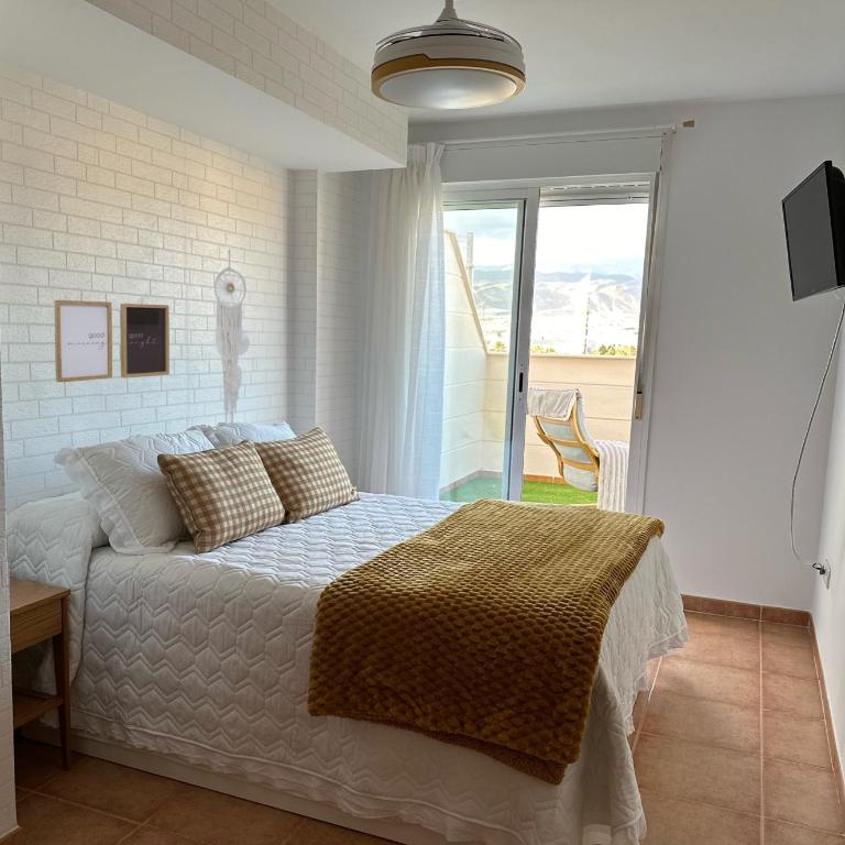 Ático con Piscina, Terraza, Parking y vistas en Las Salinas - Two-Bedroom Apartment - 24