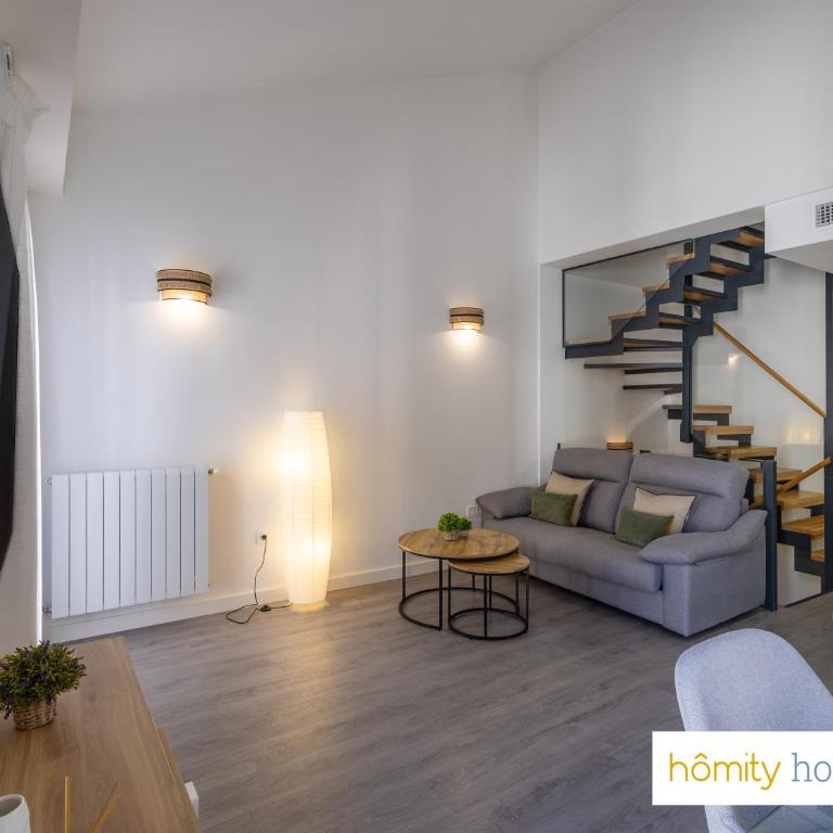 Homity Holidays - Granada - Piedra Santa - Parking incluido - Luxury triplex with Alhambra Views - 11