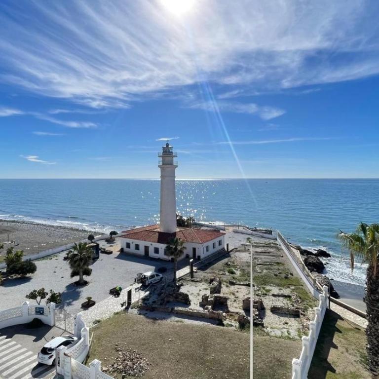 Primera linea de playa en Torrox Costa - Apartamento de 1 dormitorio - 18