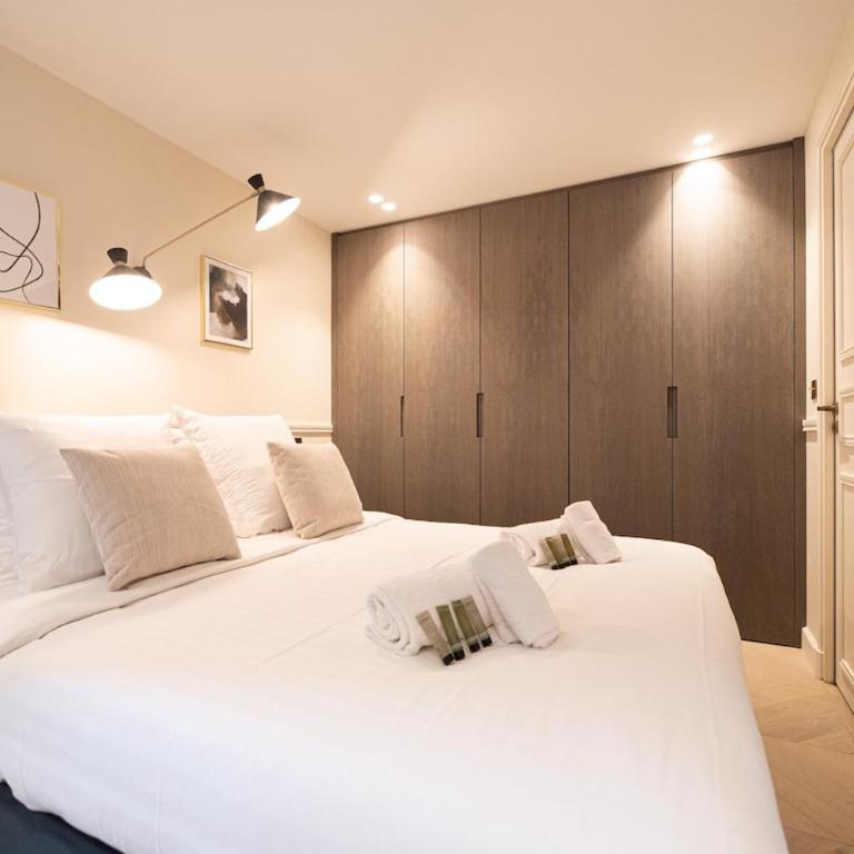 Relax in a Charming Flat in Le Marais - Two-Bedroom Apartment - 12