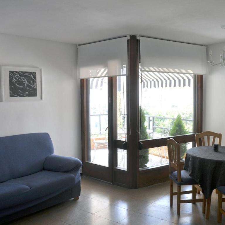 Apartamento muy céntrico a 50m de la playa de Levante - Apartamento de 3 dormitorios y vistas al mar - 1
