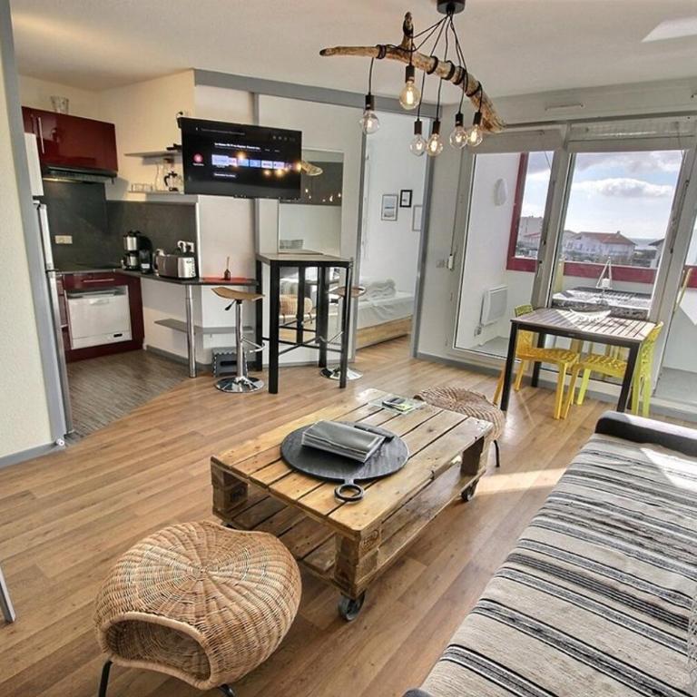 Appartement rénové proche plage de la centrale - Appartamento Deluxe con 1 Camera da Letto e Vista Oceano - 4