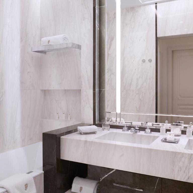 Hôtel de Paris Monte-Carlo - Exklusives Doppel-/Zweibettzimmer mit Meerblick - 1