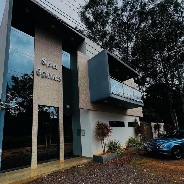 Apartamento aconchegante com estacionamento privado - Family Suite with Balcony - 17