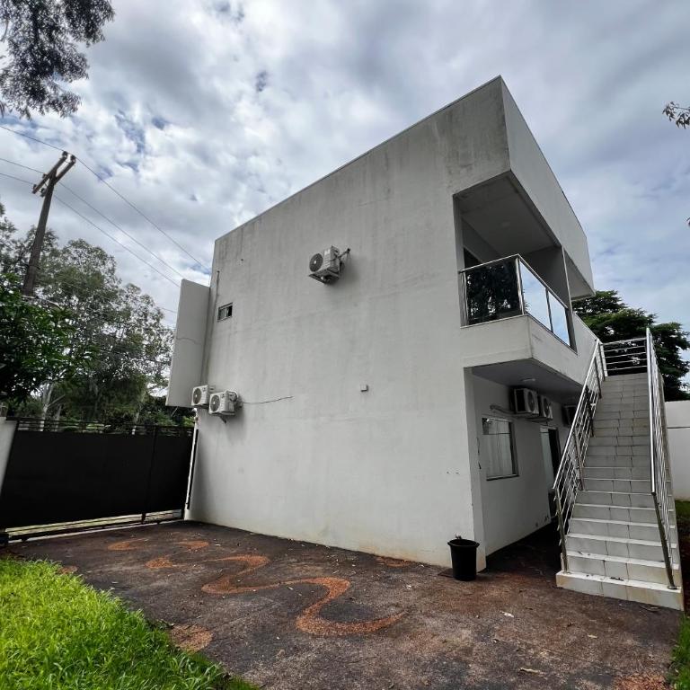 Apartamento aconchegante com estacionamento privado - Family Suite with Balcony - 18