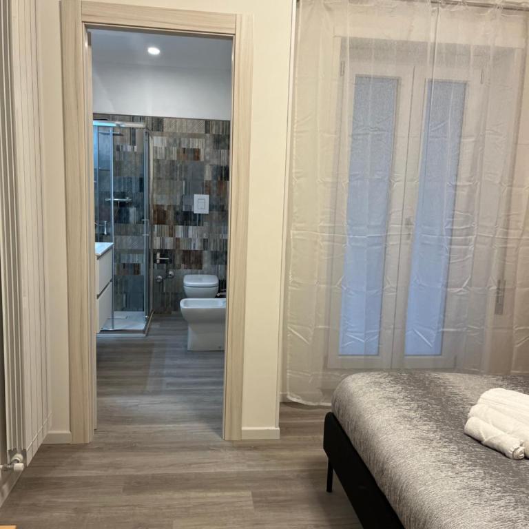 Tiburtina Urban Rooms - Camera Matrimoniale con Bagno Privato - 17