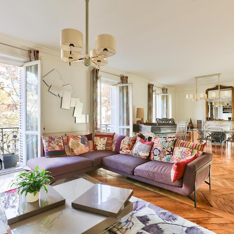 Appartement 140m2 proche des Champs Elysées - Apartamento de 3 dormitorios - 1
