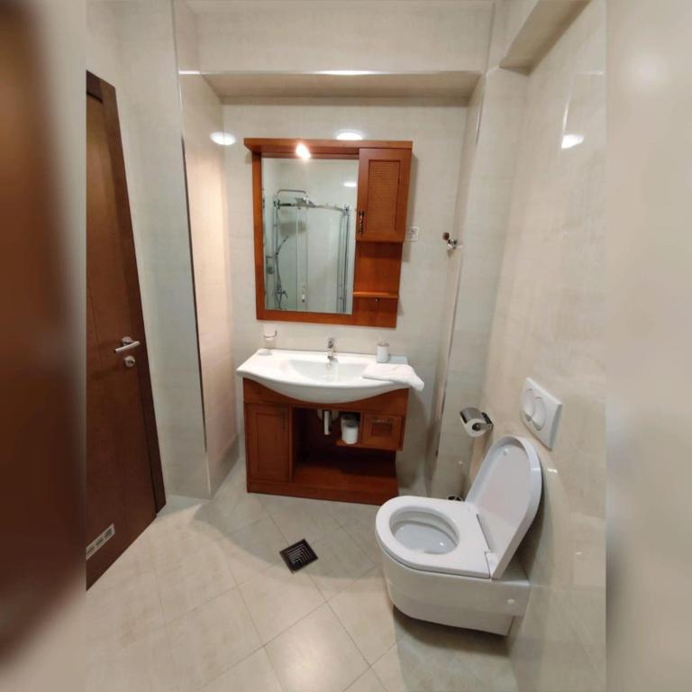 Urban apartments Sutomore - Porodična Soba sa Pogledom na Planine - 2