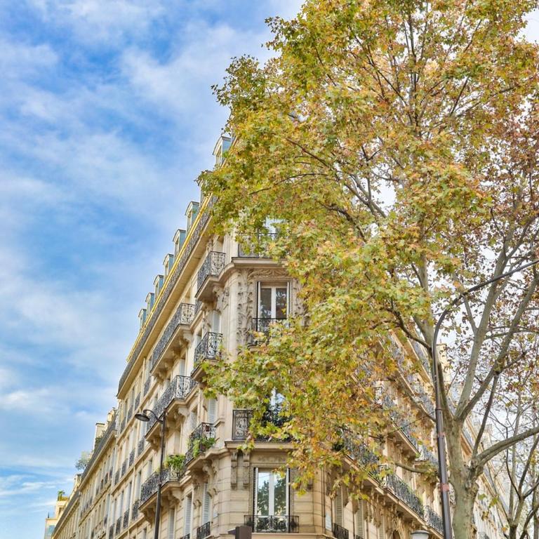 Appartement 140m2 proche des Champs Elysées - Apartamento de 3 dormitorios - 2