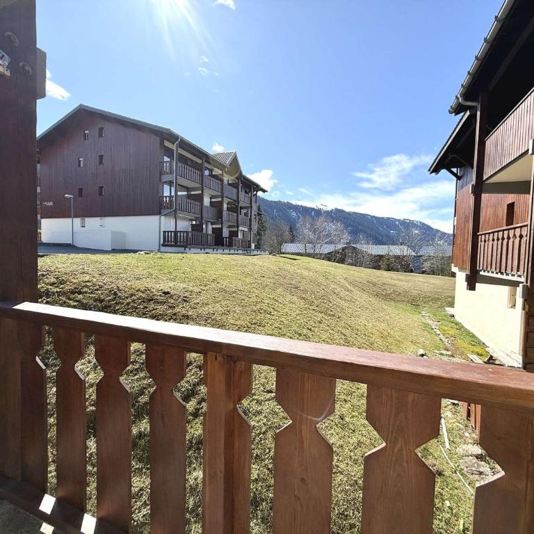 Charmant studio à 300m des pistes et commerces du Cernix - balcon, parking, casier à skis - Appartamento con 1 Camera da Letto - 14
