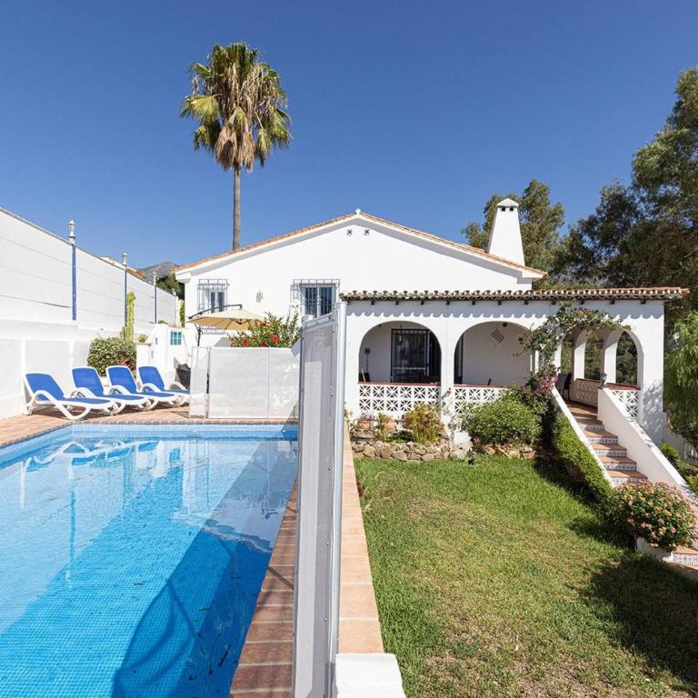 089 Traditional Andalusian 3 Bed Villa with Private Pool - Villa - 26