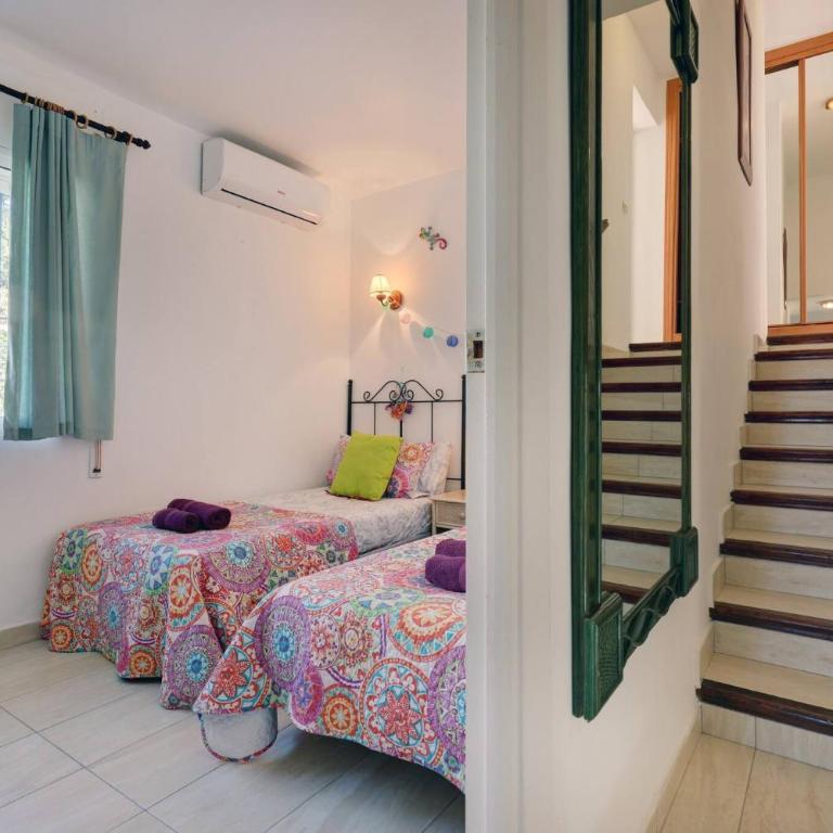 089 Traditional Andalusian 3 Bed Villa with Private Pool - Villa - 31