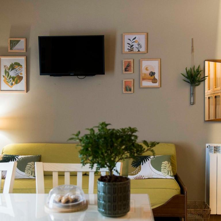 Tetide Home - Deluxe Double Room with Balcony - 4
