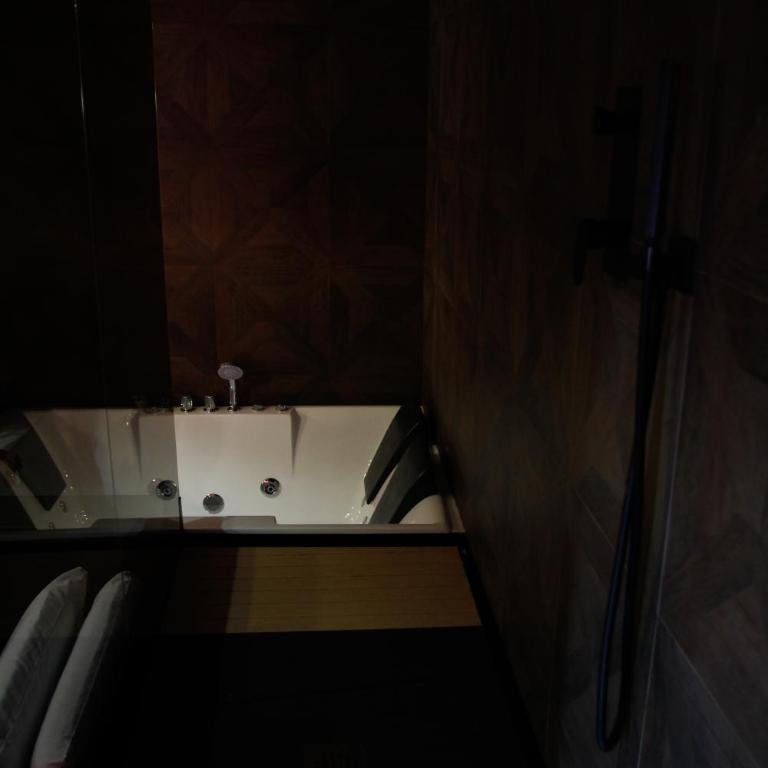 Spera Luxury Palermo & SPA - Queen Room with Spa Bath - 3