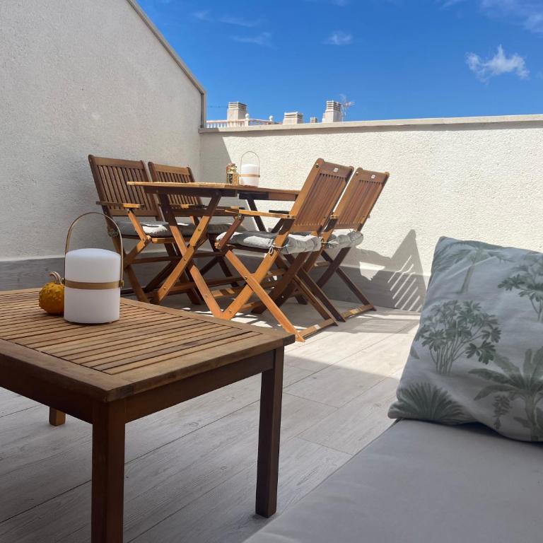 Céntrico Ático Duplex Piscina 3 dormitorios - Julio y agosto entradas y salidas en SABADO - Apartamento de 3 dormitorios - 5