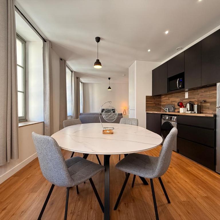 Le Moderniste Proche des Halles et Cathédrale - Apartamento de 1 dormitorio con vistas a la ciudad - 1