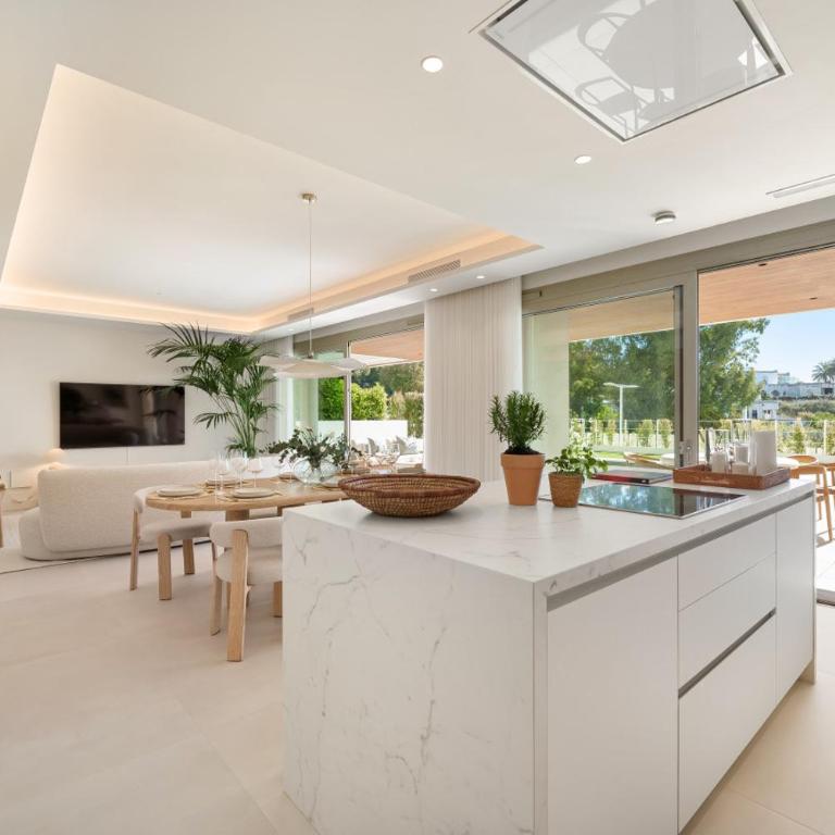 Benalus 4-Bedroom Duplex in Golden Mile - Apartamento - 5