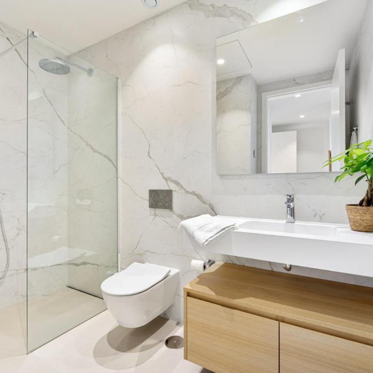 Benalus 4-Bedroom Duplex in Golden Mile - Apartamento - 29