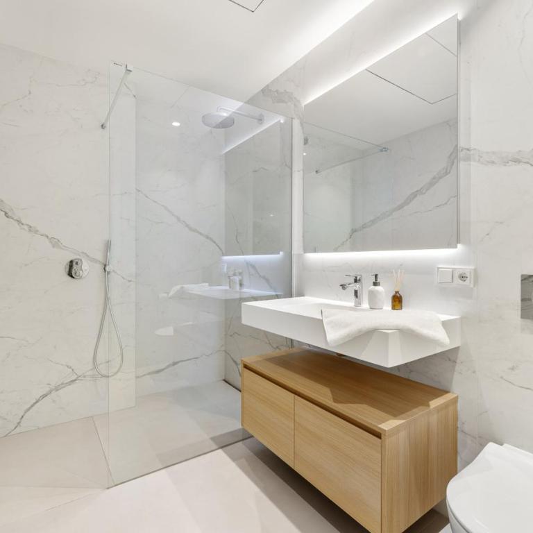 Benalus 4-Bedroom Duplex in Golden Mile - Apartamento - 34