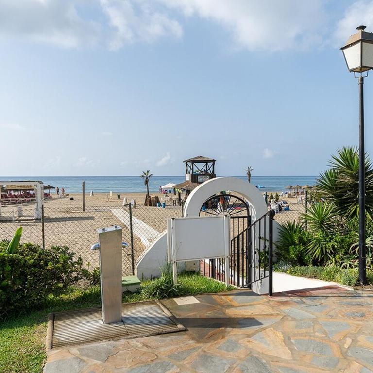Cabopino Port Modern 2 Bedroom Apartment - Two-Bedroom Apartment - 6