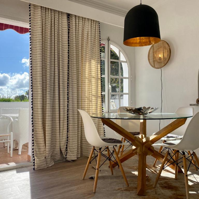 Charming, sunny and bright appartment sea view Riviera Mijas - Three-Bedroom Apartment with Ocean View - 10