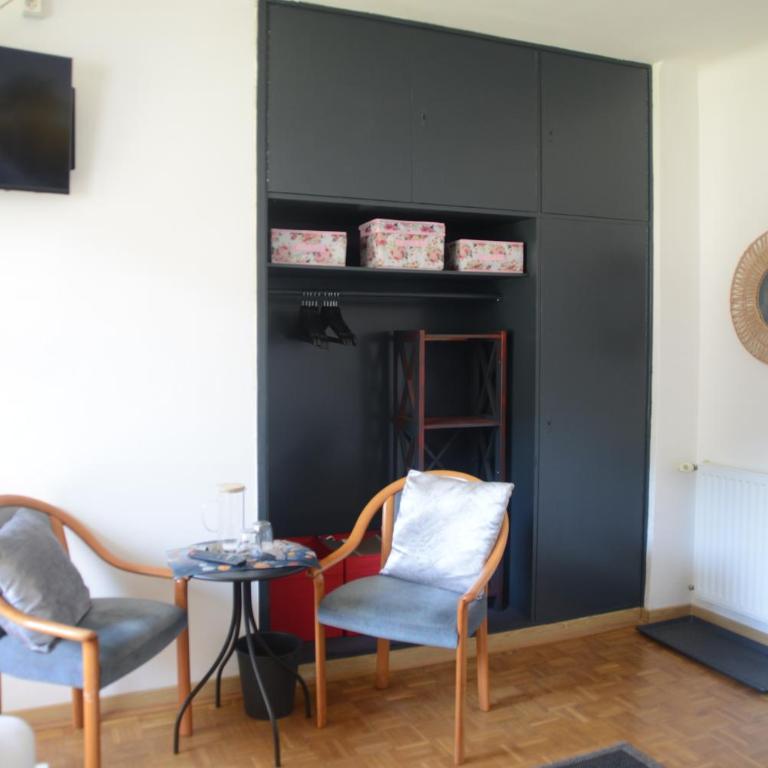 Pension Eule - Zweibettzimmer mit Balkon - 4
