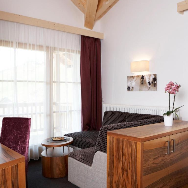 Hotel Stoeres - Stores Active wellbeing - Camera Quadrupla Superior - 9