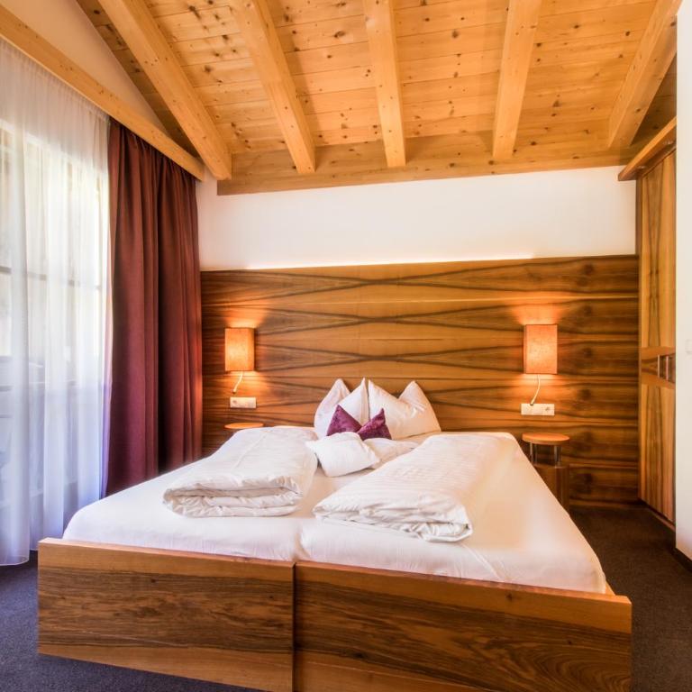Hotel Stoeres - Stores Active wellbeing - Camera Matrimoniale con Balcone - 5