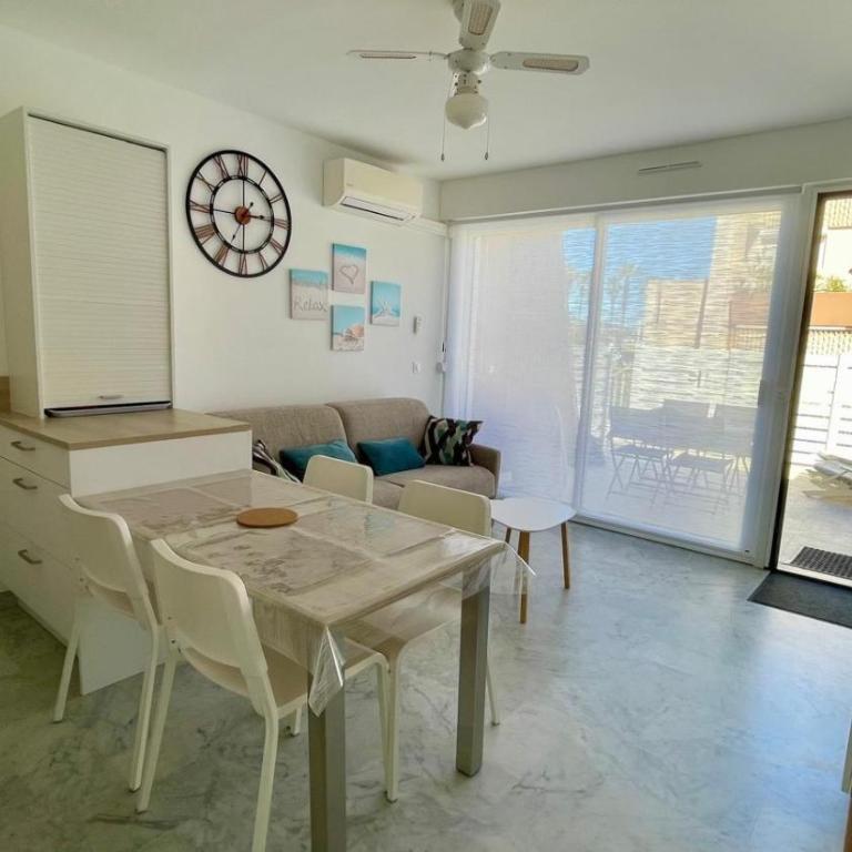 Appartement Terrasse, centre-ville, 5 min de la plage - Appartement 1 Chambre avec Terrasse - 17