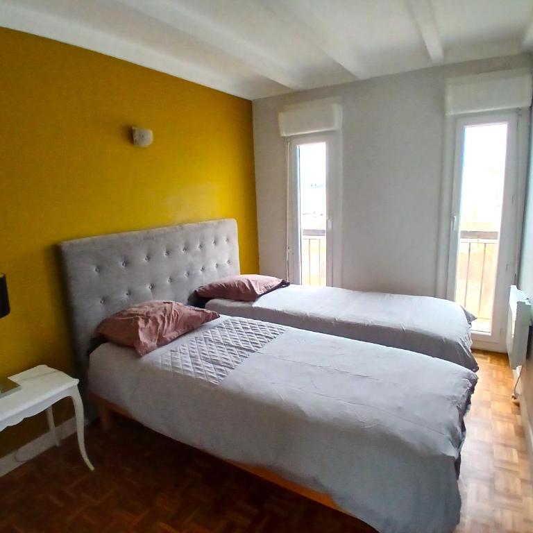 Duplex 6 personnes Pleine vue mer 10 m de la plage Wifi - CYRIDA - Appartement 3 Chambres - 26