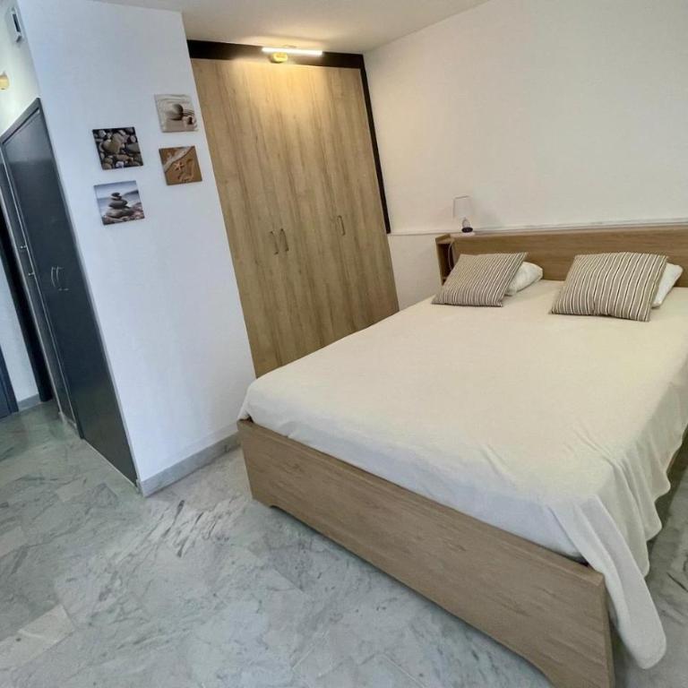 Appartement Terrasse, centre-ville, 5 min de la plage - Appartement 1 Chambre avec Terrasse - 21