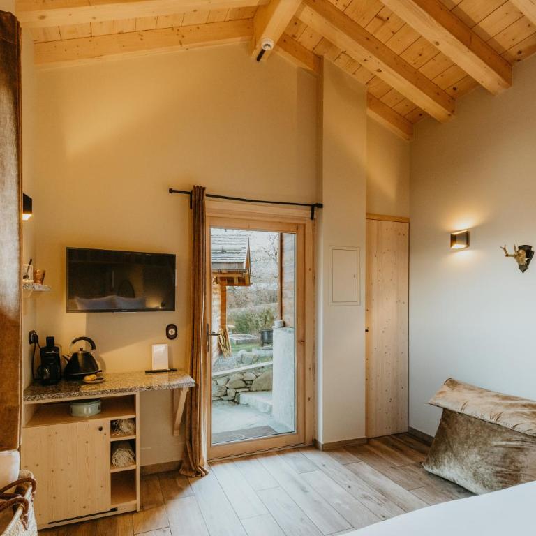 Hôtel Restaurant La Ferme de Cupelin - Suite - 3