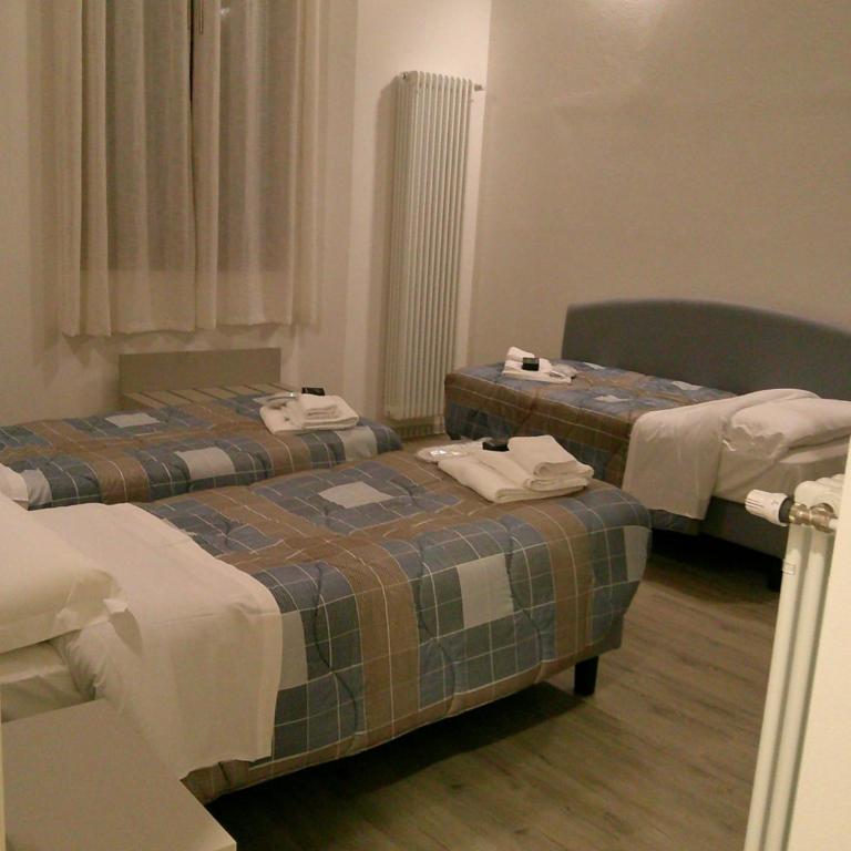 Brighetti - Triple Room with Bathroom - 9