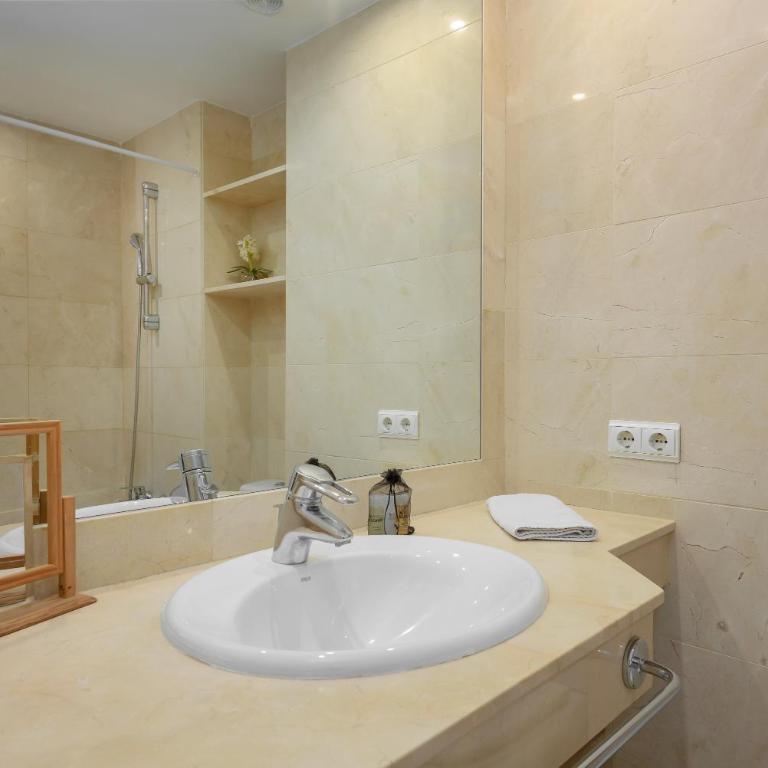 Wonderful apartment in Marbella Enjoy the fantastic views - Apartamento Estudio con vistas al mar - 14