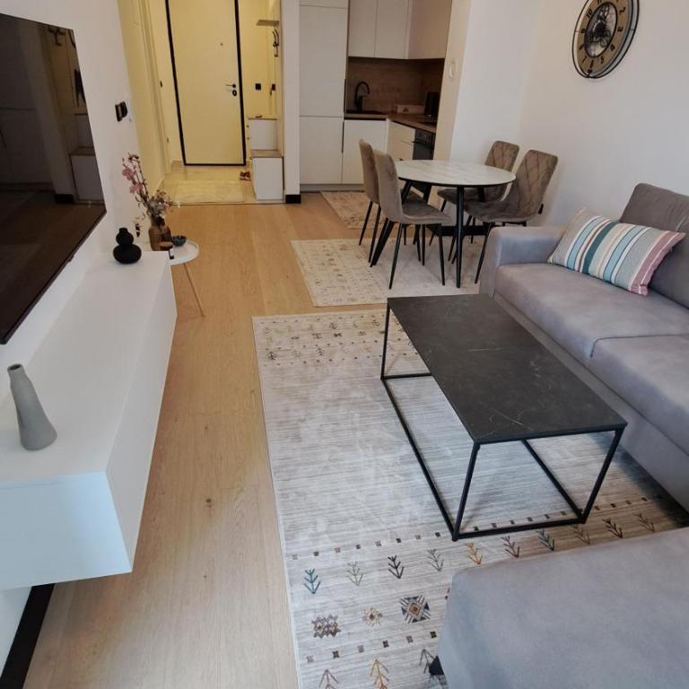 Avenija Luxury Apartment - One-Bedroom Apartment - 7