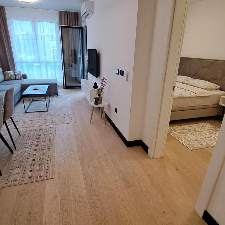 Avenija Luxury Apartment - One-Bedroom Apartment - 12