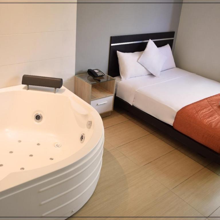 Hotel Mega - Superior Double Room - 1